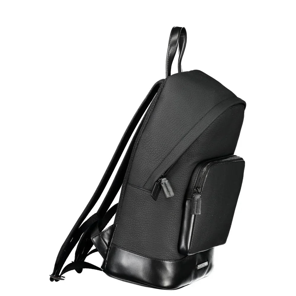 Calvin Klein rugzak in zwart gerecycled polyester met laptopvak, beschermvoetjes en logo - MARANOS