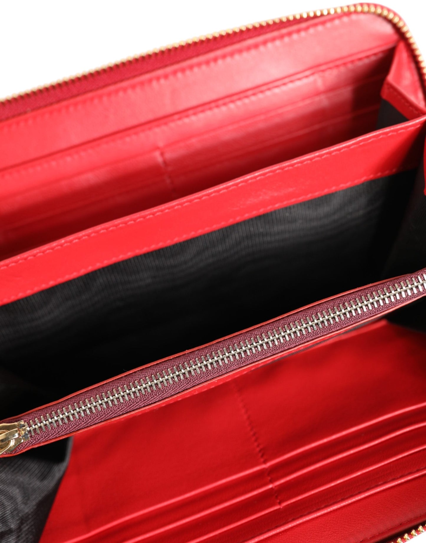 Dolce & Gabbana Red Exotic Leather Zip Around Continental Clutch Wallet Dolce & Gabbana