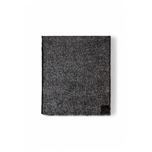 Calvin Klein Black And White Polyester Scarf - MARANOS