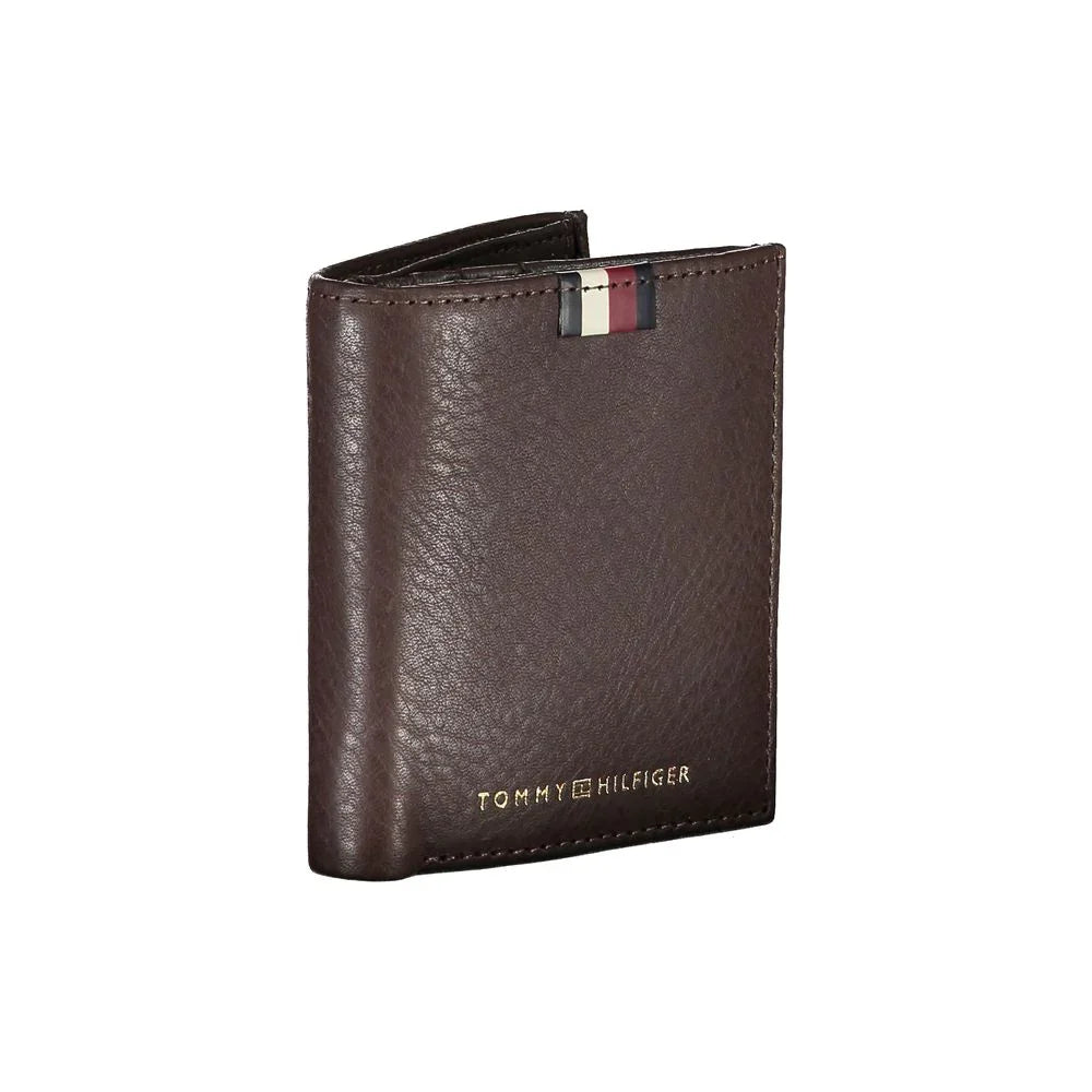 Tommy Hilfiger portemonnee in bruin leer met contrasterende details en logo - MARANOS