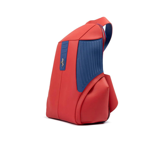 Ferrari rugzak in rood leer met metalen details - MARANOS