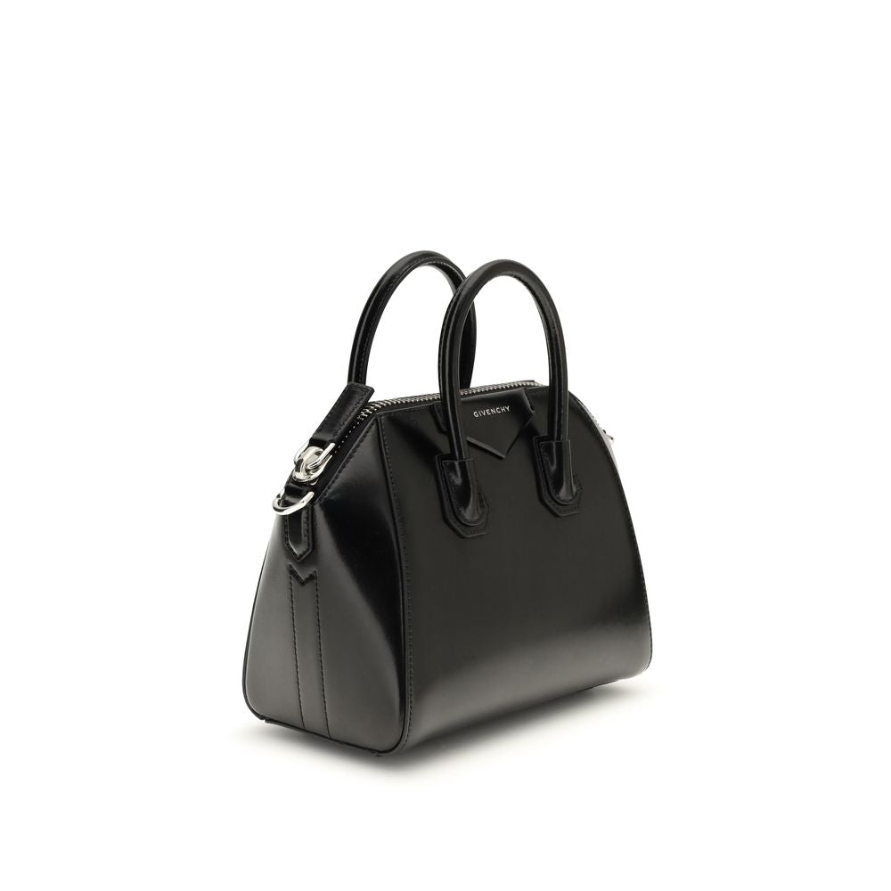 Givenchy Antigona Mini handtas in zwart kalfsleer met zilverkleurige details Givenchy